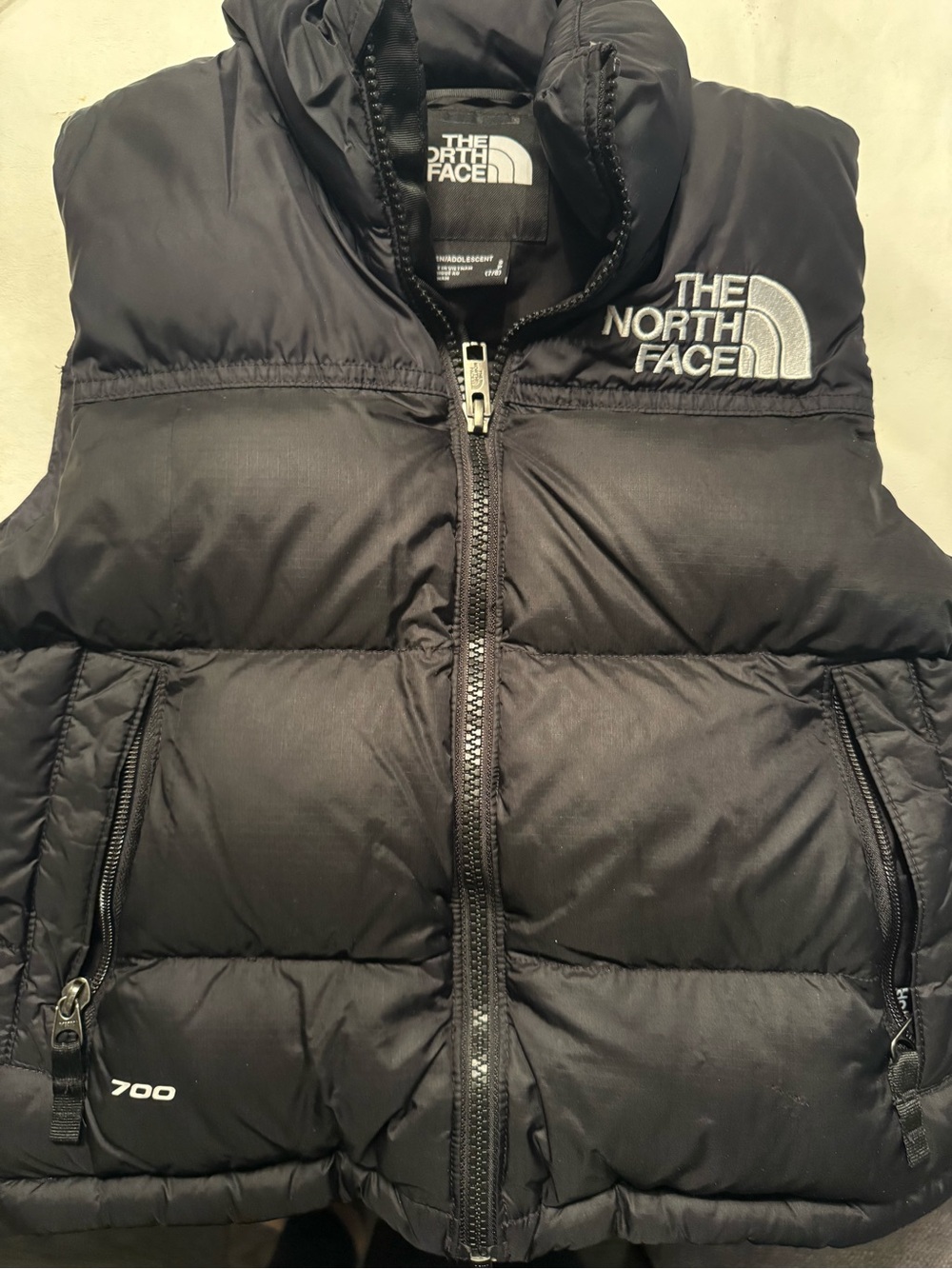 The North Face Kids Black 700 Down Puffer Vest
